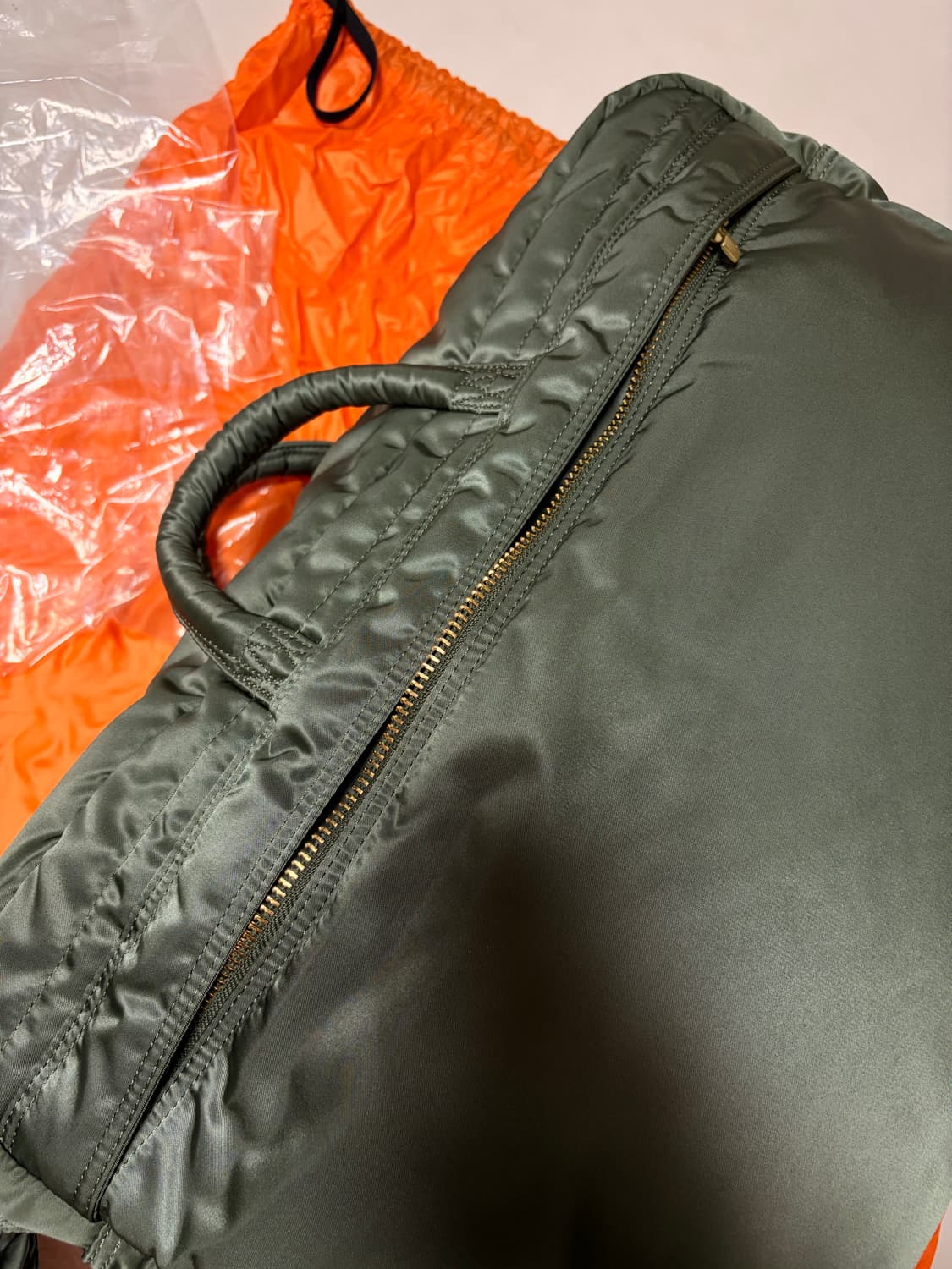 요시다포터 탱커 더플백 세이지그린  상품이미지3