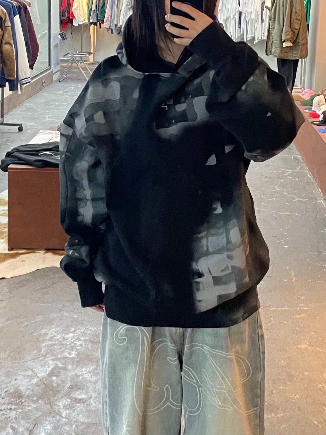 어콜드월 블랙 브러시 스트로크 후드티 H1719 상품이미지1