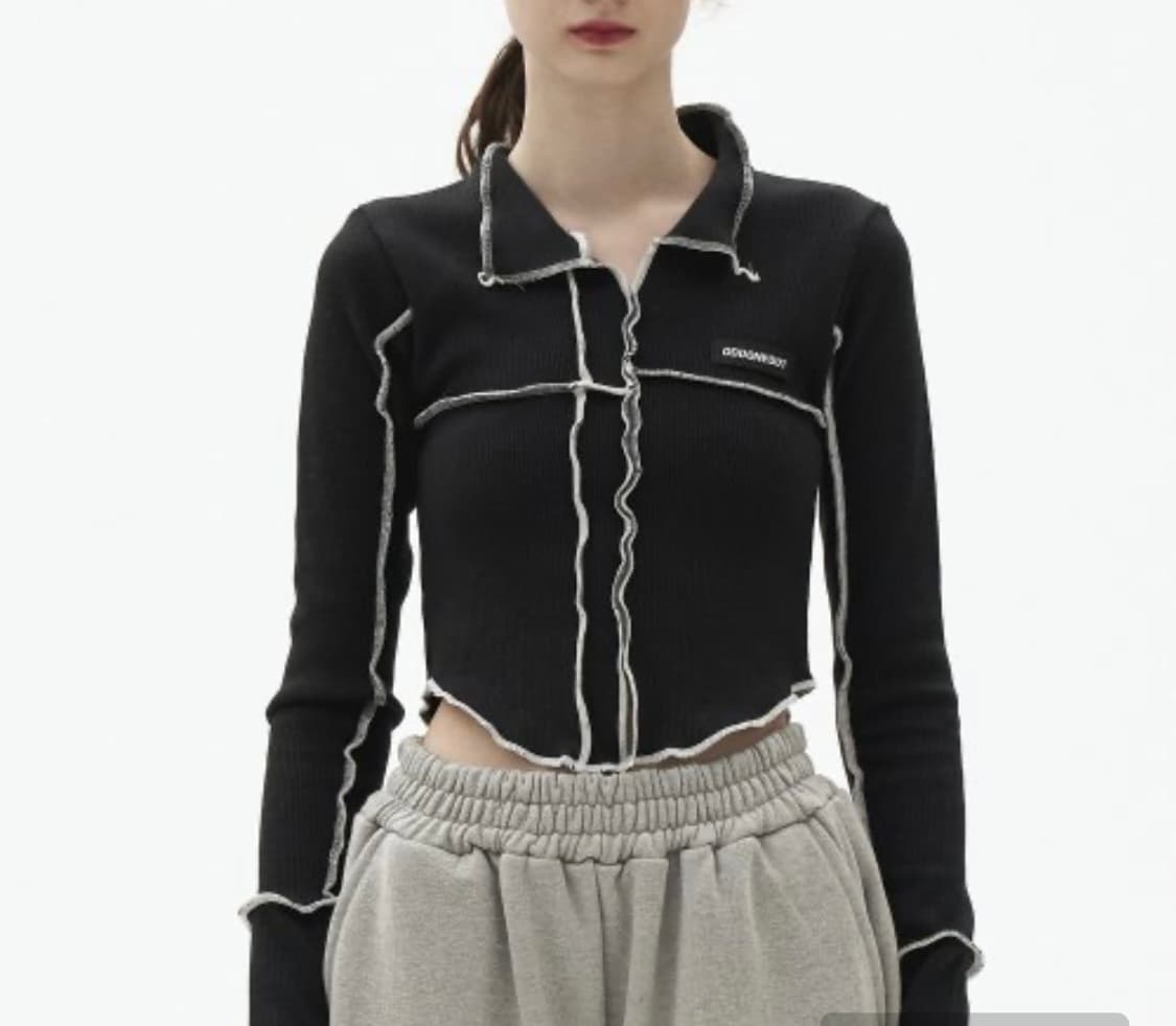 오드원아웃 핀턱 피큐 티셔츠 블랙 상품이미지1