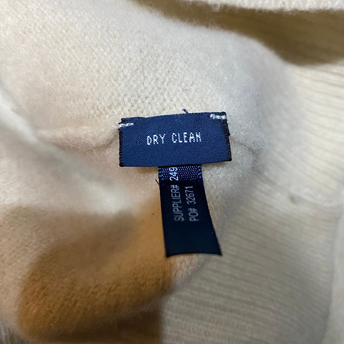 폴로 화이트 니트 상품이미지4