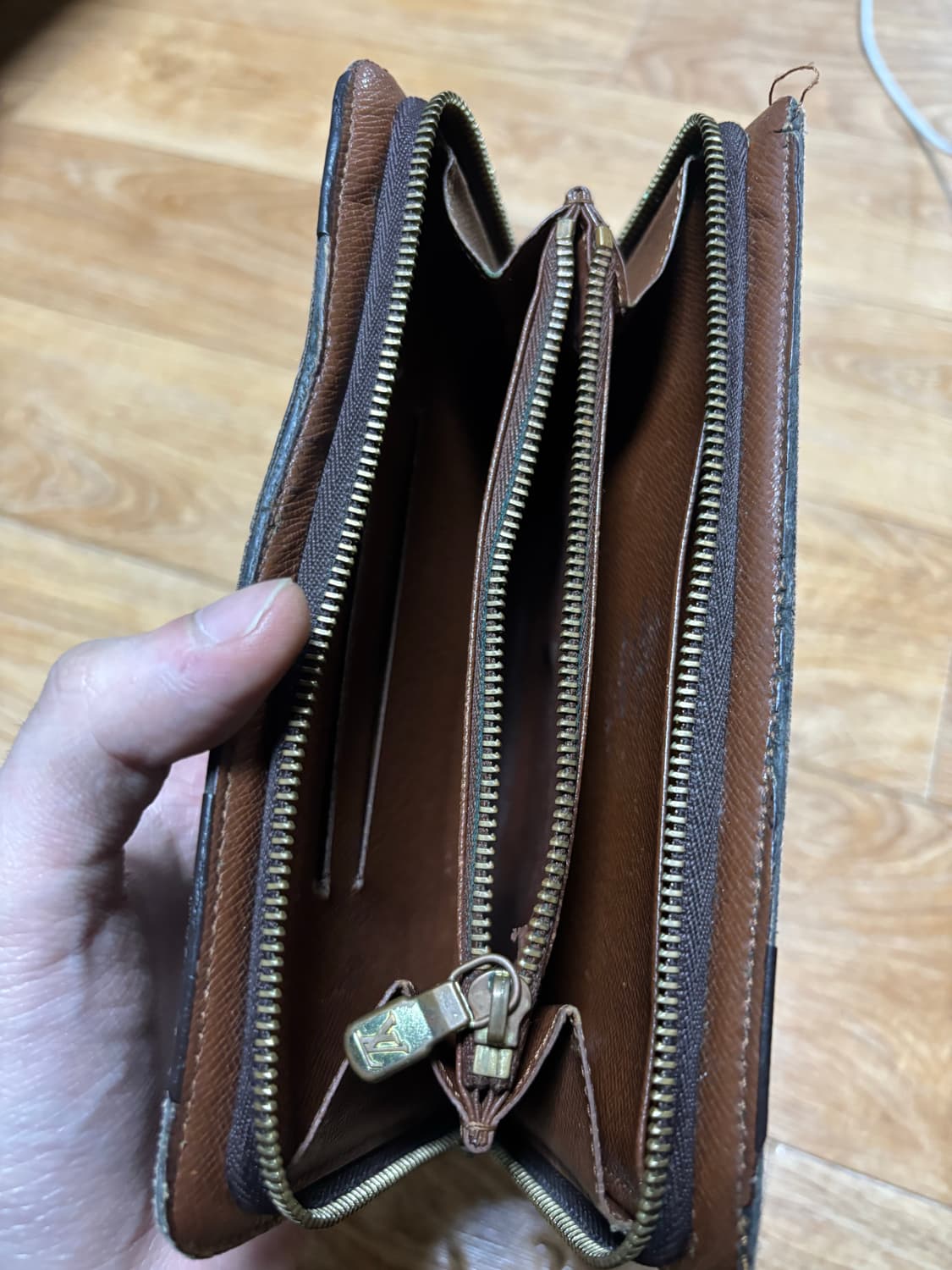 루이비통 모노그램 지퍼 장지갑 상품이미지4