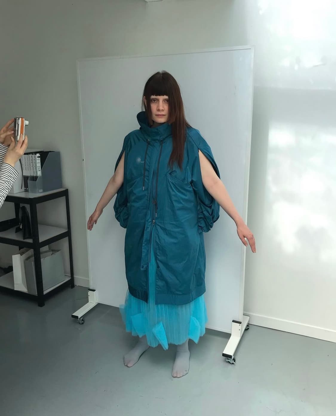 애옹쓰 판초 파라슈트 베스트 블루 상품이미지1