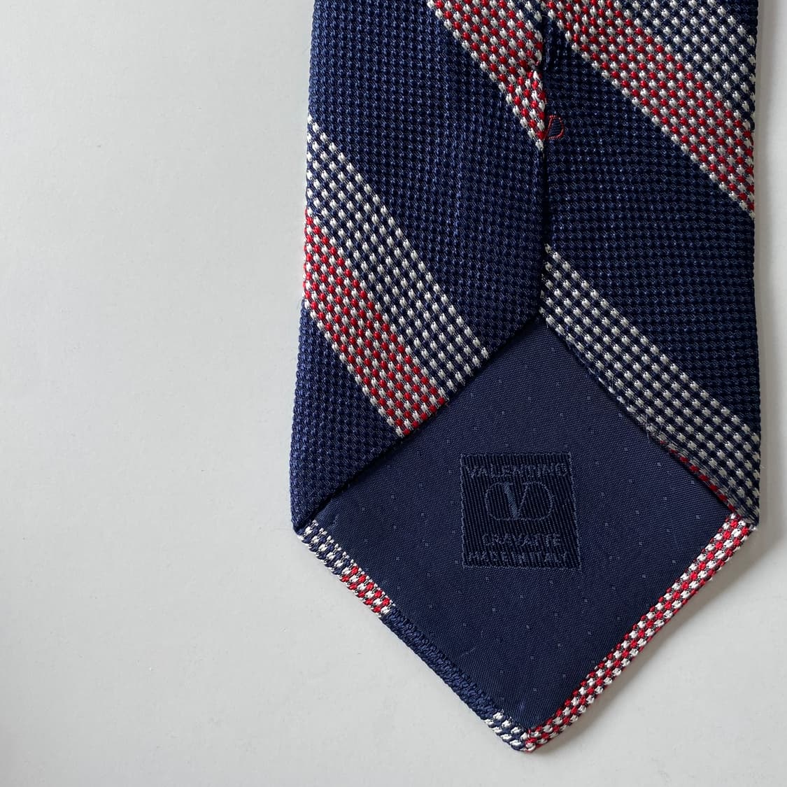 발렌티노(Valentino Garavani) 심플로고 정품 명품넥타이 상품이미지7