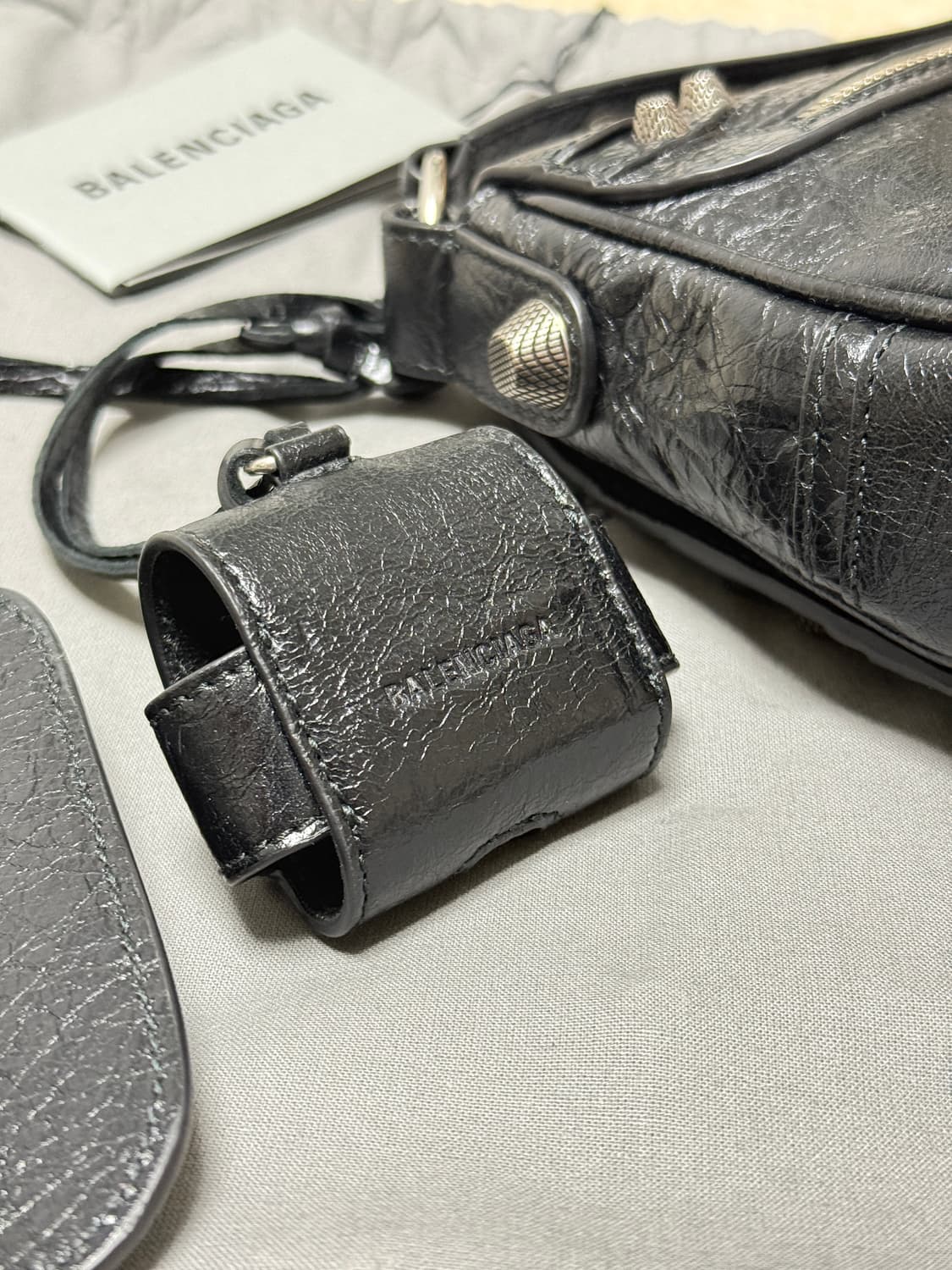 [판매]발렌시아가 램스킨 에이지드 실버 하드웨어 르 카골 XS 상품이미지4