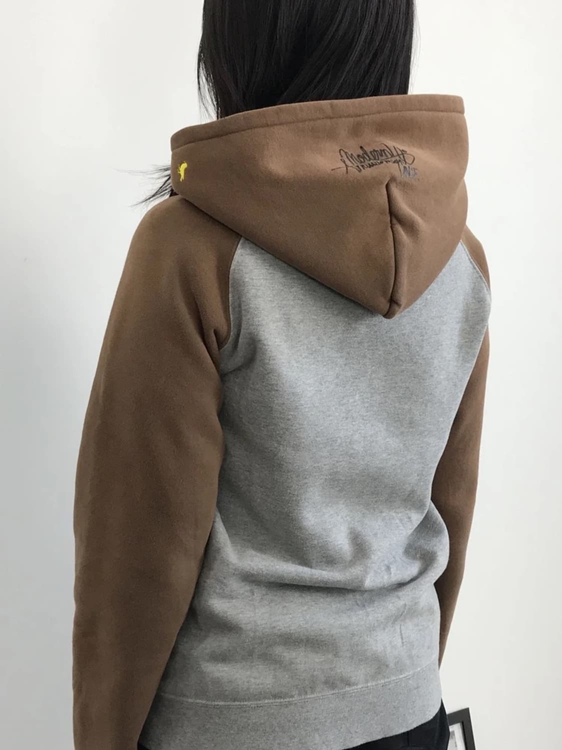 Modern Amusement Raglan Zip Hoodie 상품이미지2