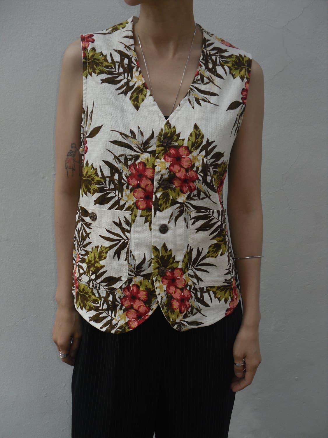 Flower vest 상품이미지1
