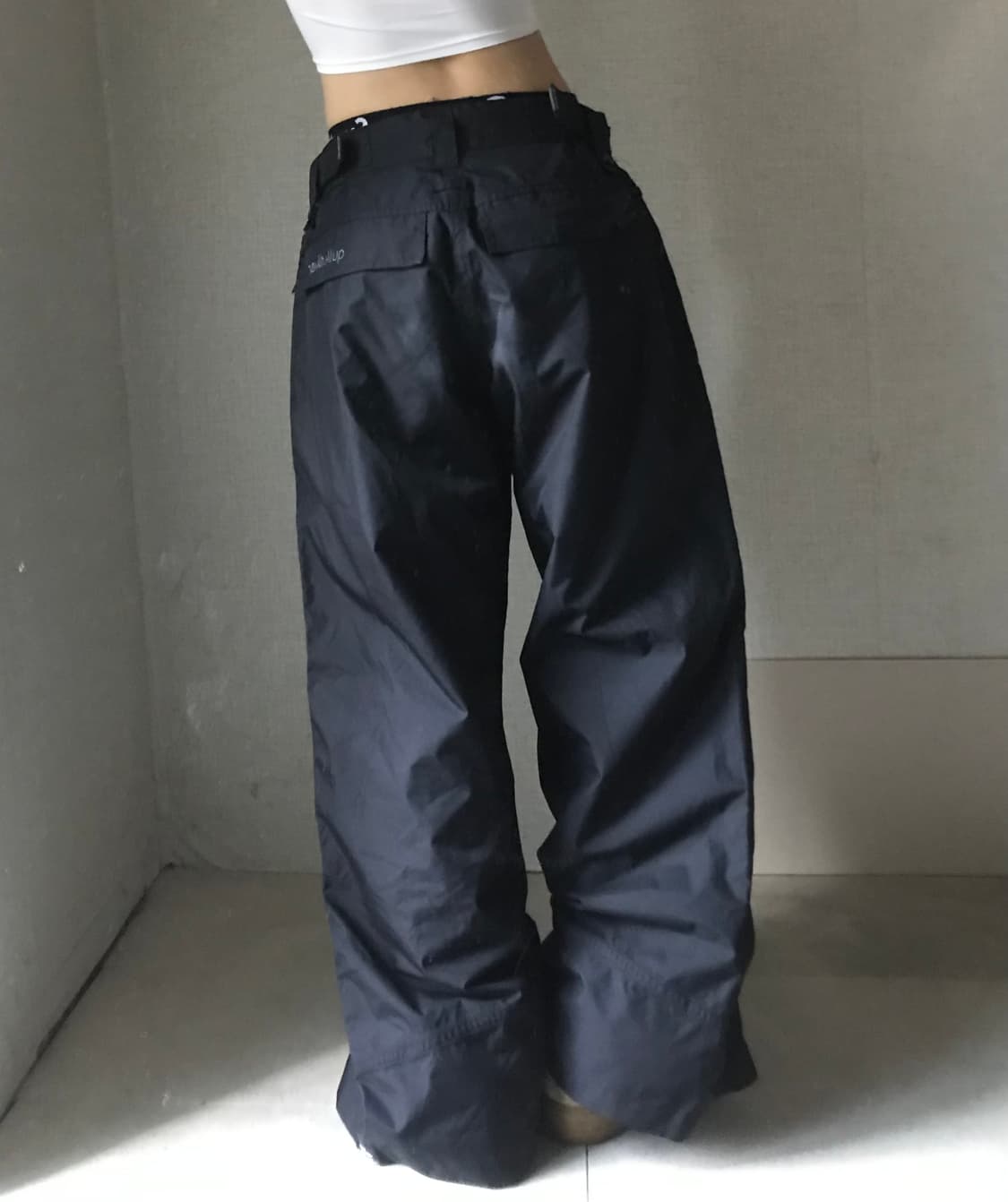 퀵실버 블랙 패디드 테크니컬 팬츠 상품이미지4