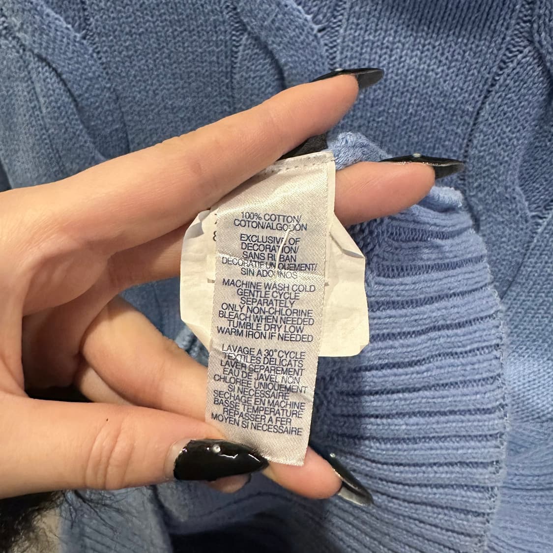 CHAPS 챕스 하이넥 3버튼 케이블 니트 골지마감 디테일 스카이블루 상품이미지7