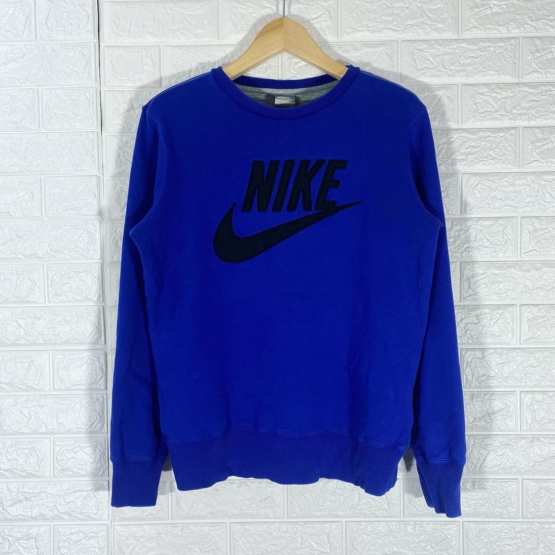 나이키 빅로고 맨투맨 상품이미지1