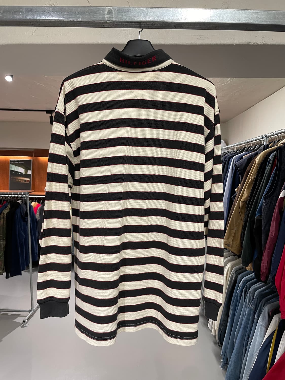 타미힐피거 스트라이프 카라 티셔츠  상품이미지8