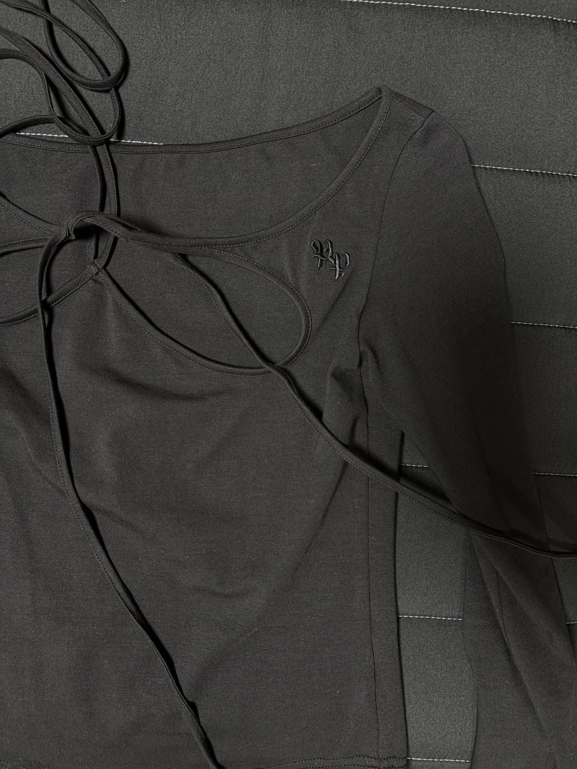 페인오어플레져 ORCHID TOP black 오키드 탑 상품이미지6