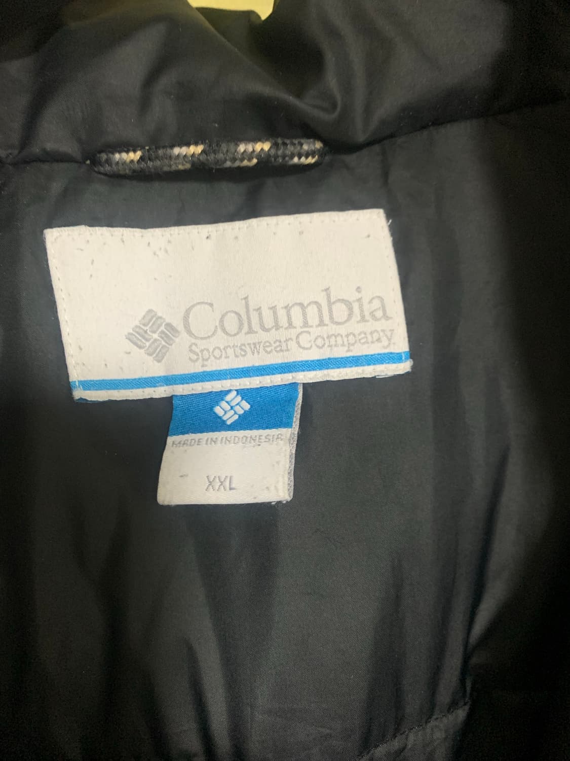 컬럼비아 덕다운 550 마운틴 패딩 판매합니다 상품이미지7