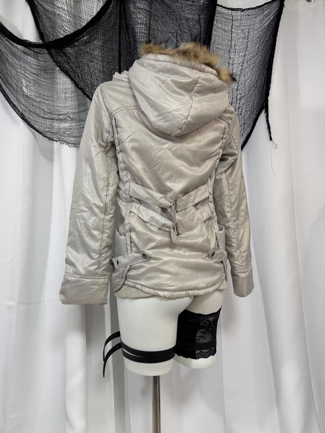 detail buckle padding  상품이미지1