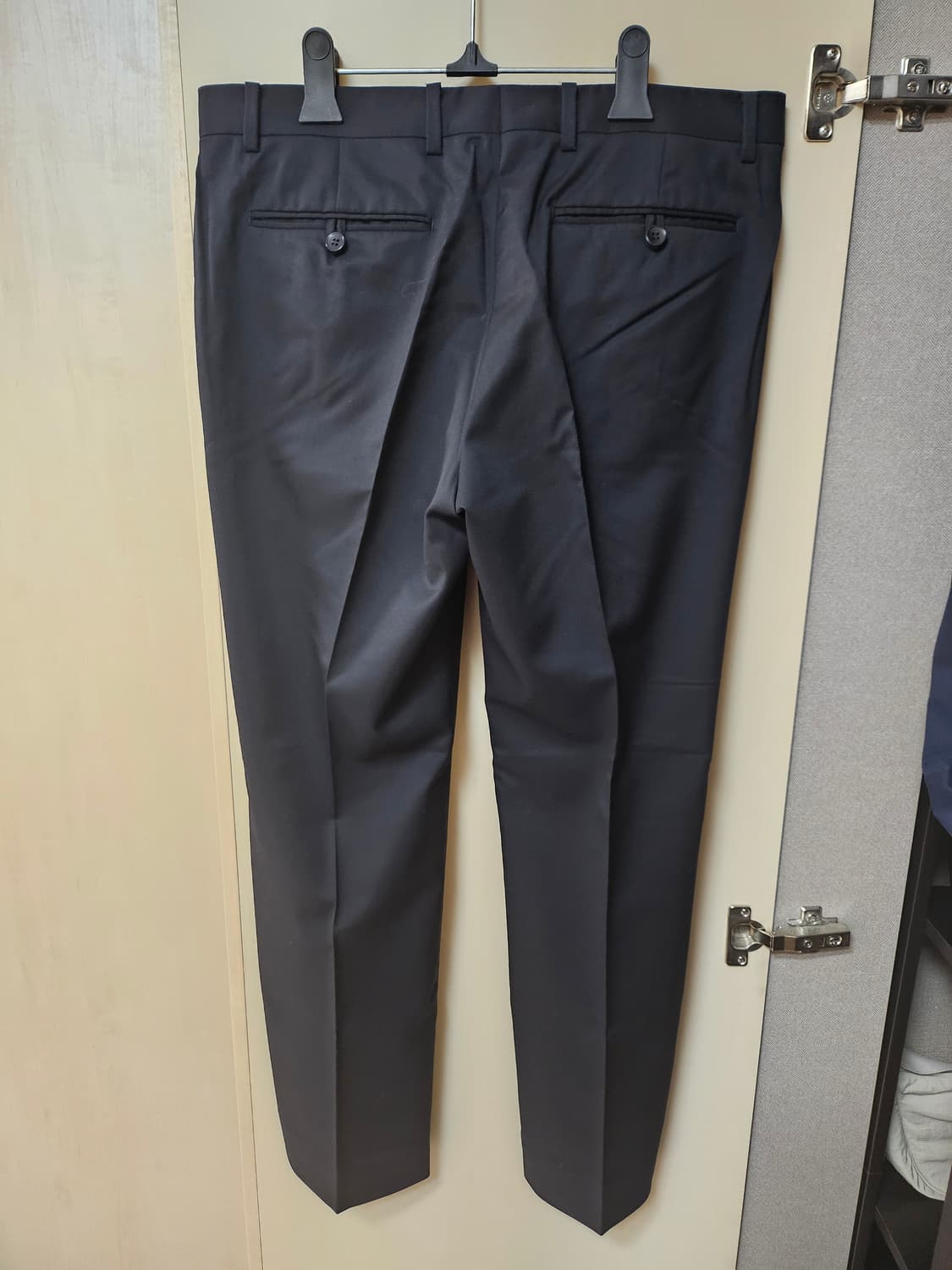 띠어리 울 슬랙스 블랙 34 상품이미지3