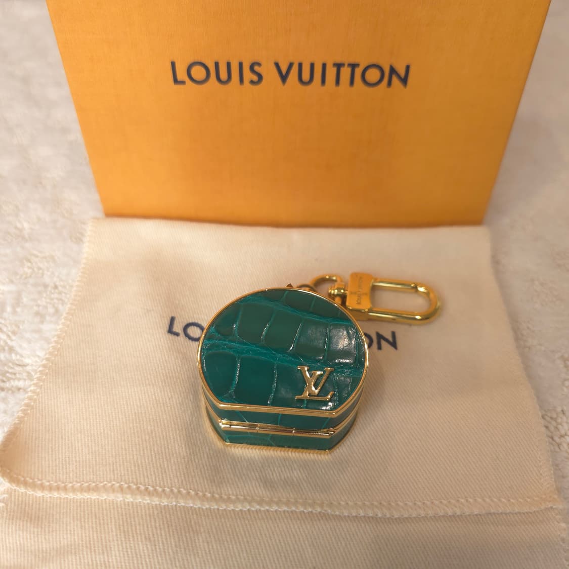 [정품/중고] 루이비통 미니거울 키링 / 백참 상품이미지2