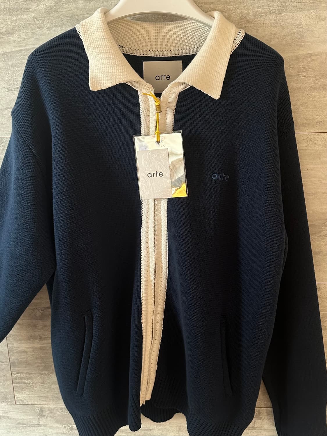 아르테 앤트워프 Keler Contrast Cardigan 네이비 상품이미지4