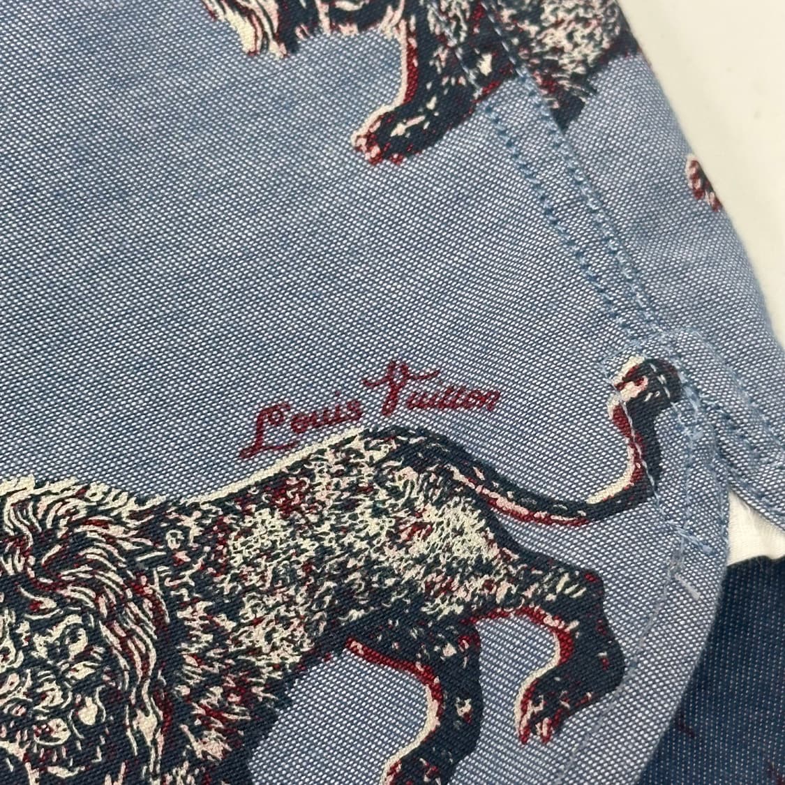 루이비통 x 채프먼 브라더스 라이언 셔츠 상품이미지8