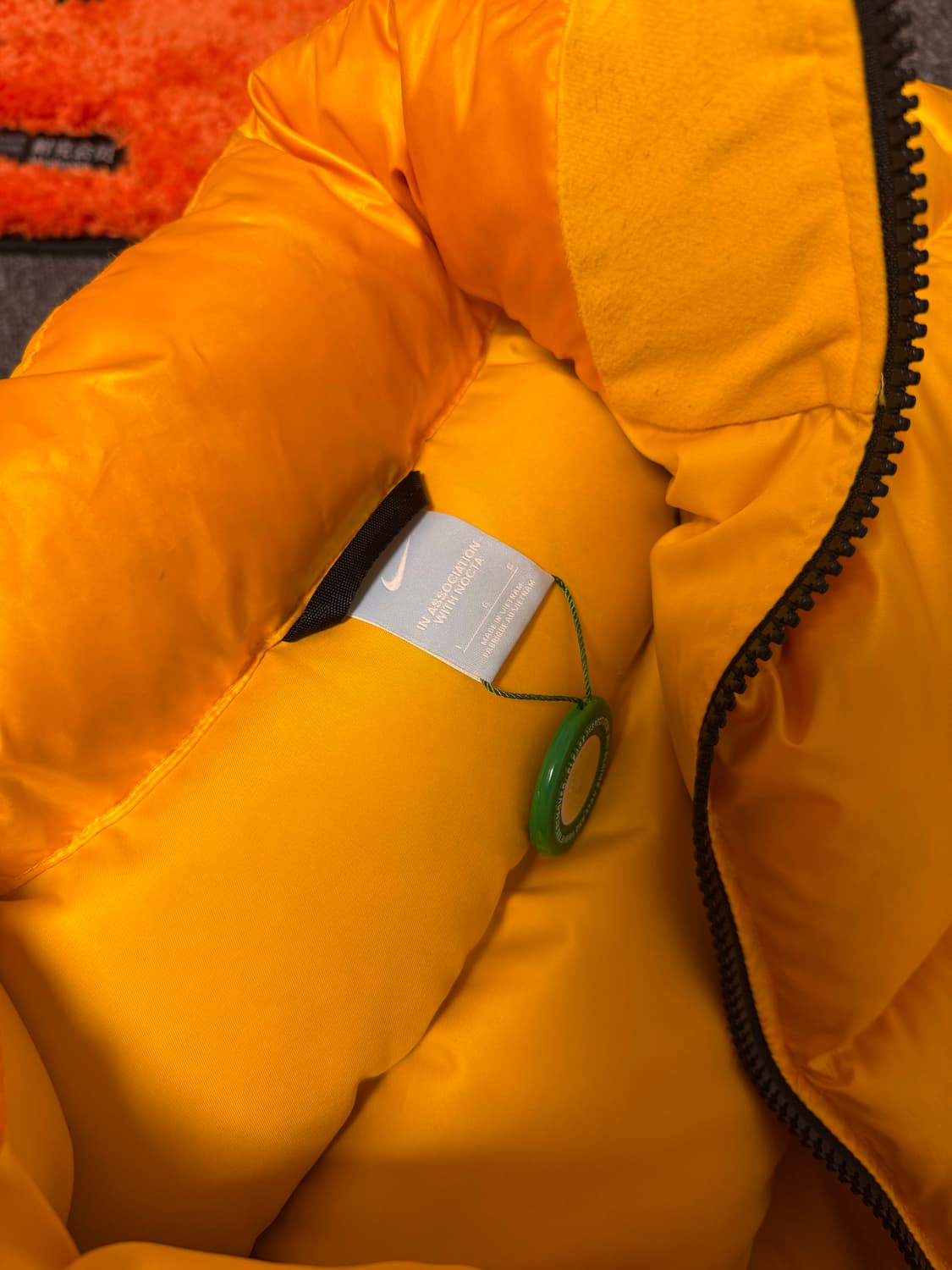 [L] 나이키 X 드레이크 녹타 패딩 유니버시티 골드 상품이미지8