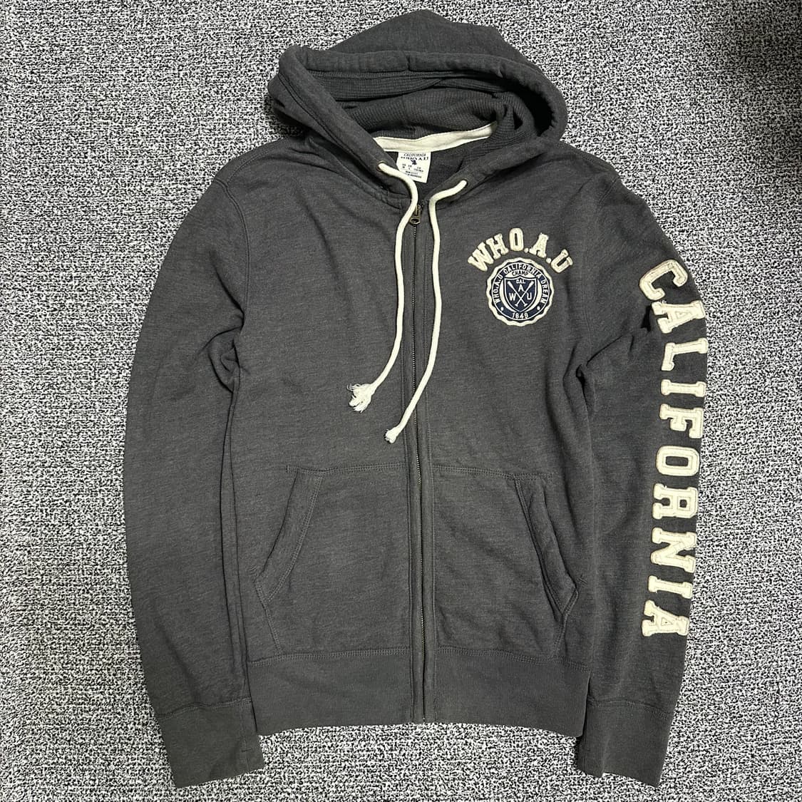 (L) 후아유 WHO.A.U 캘리포니아 후드집업 상품이미지1