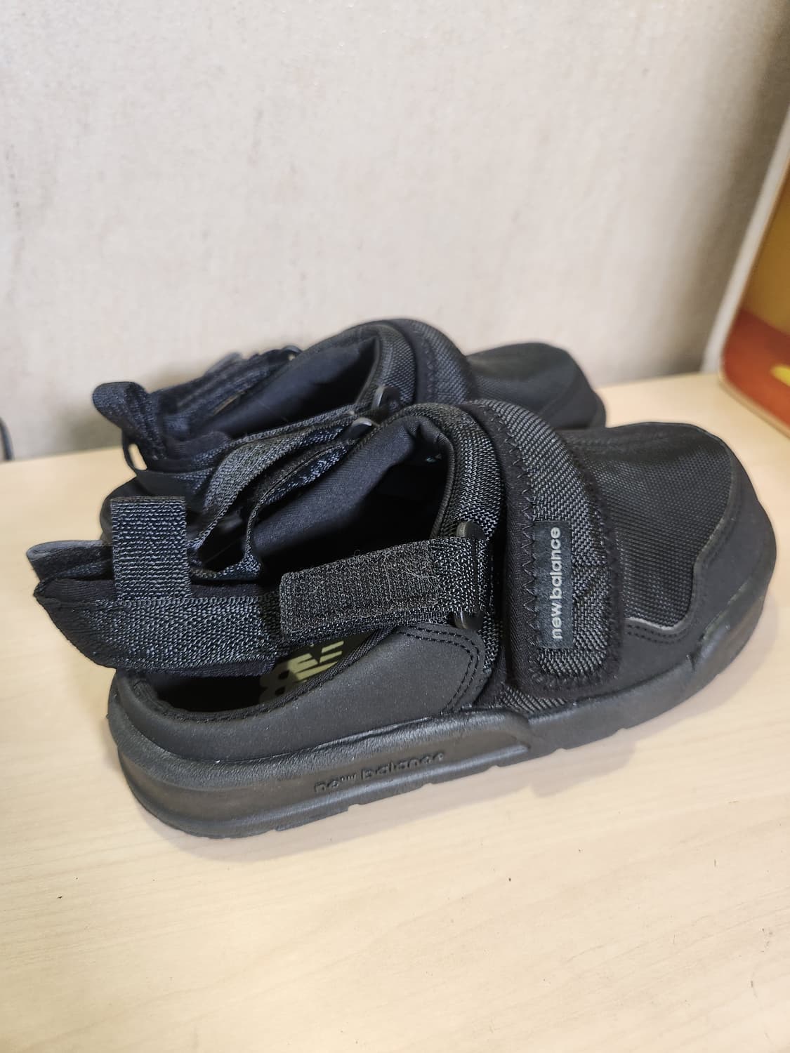 *뉴발란스(New Balance) 샌들 SD5205BKR 블랙 230 상품이미지9