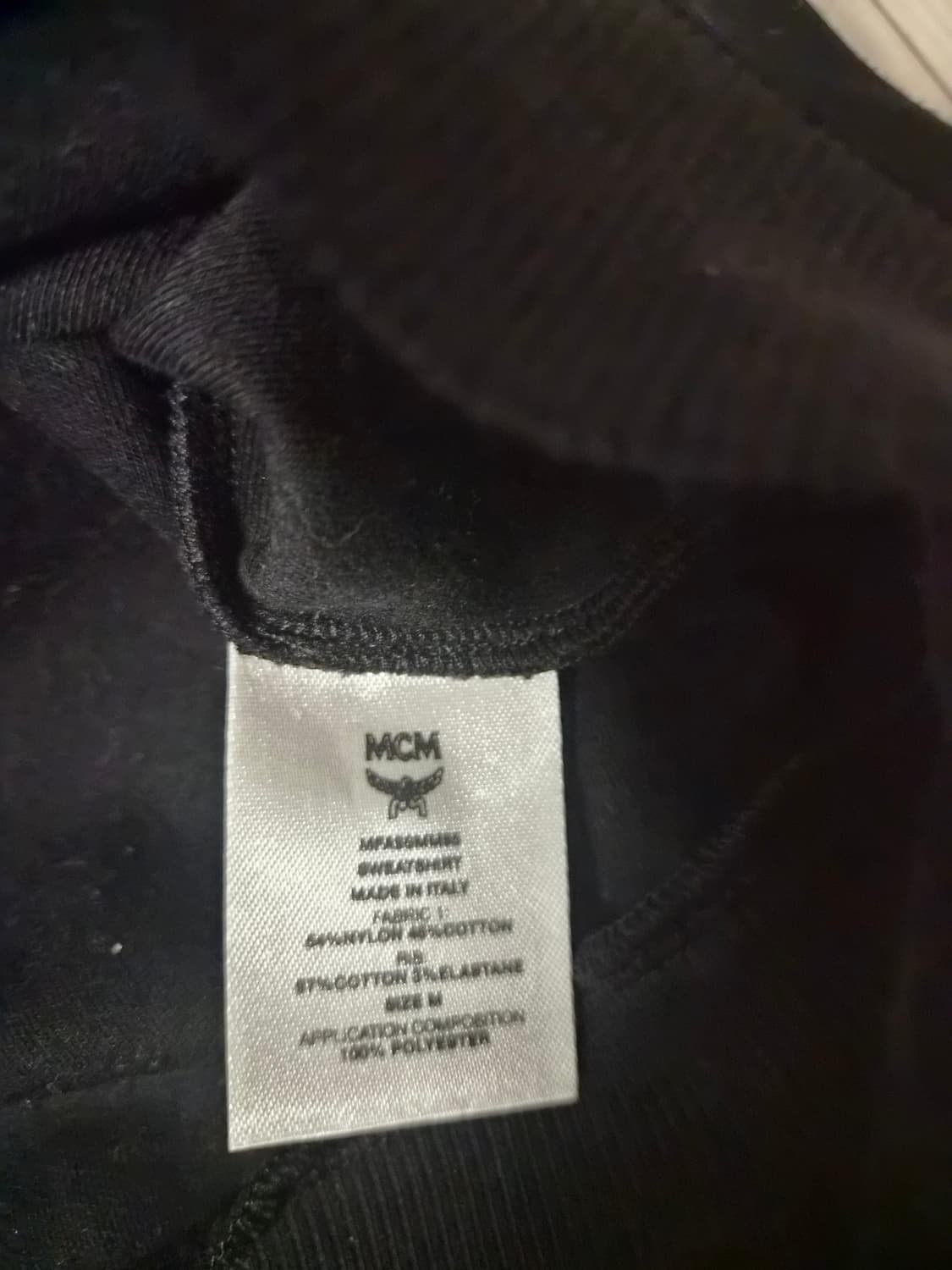 MCM 빅 로고 로렐 크리스탈 맨투맨 (블랙, M사이즈) 상품이미지4