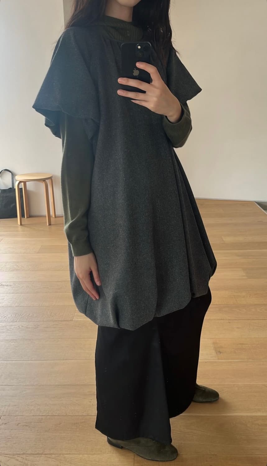 코스모스 볼륨 미니 원피스 (그레이) 상품이미지4