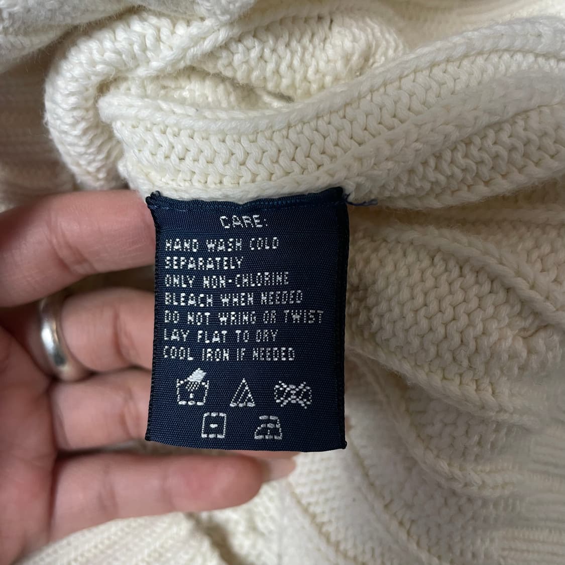 폴로랄프로렌 골드포니 아이보리 브이넥 케이블 니트 S 상품이미지5