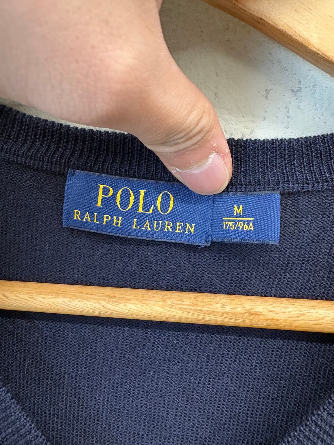 폴로랄프로렌 메리노울 네이비 브이넥 니트 상품이미지3