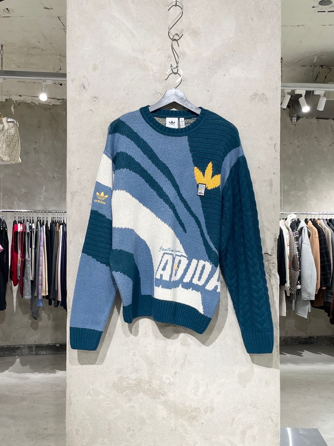 아디다스 오리지널스 믹스 케이블 스웨터 상품이미지1