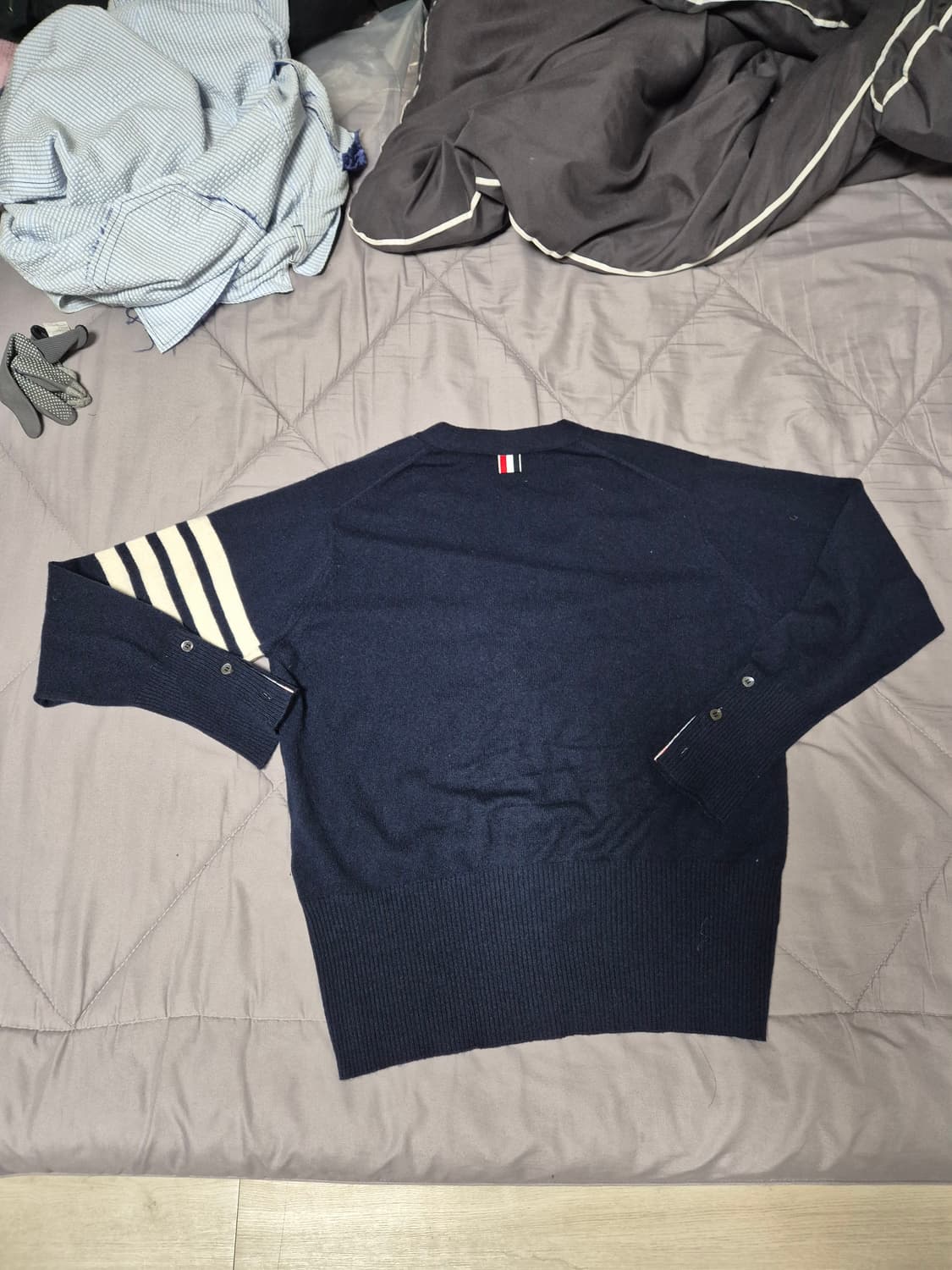 톰브라운 캐시미어 가디건 상품이미지2