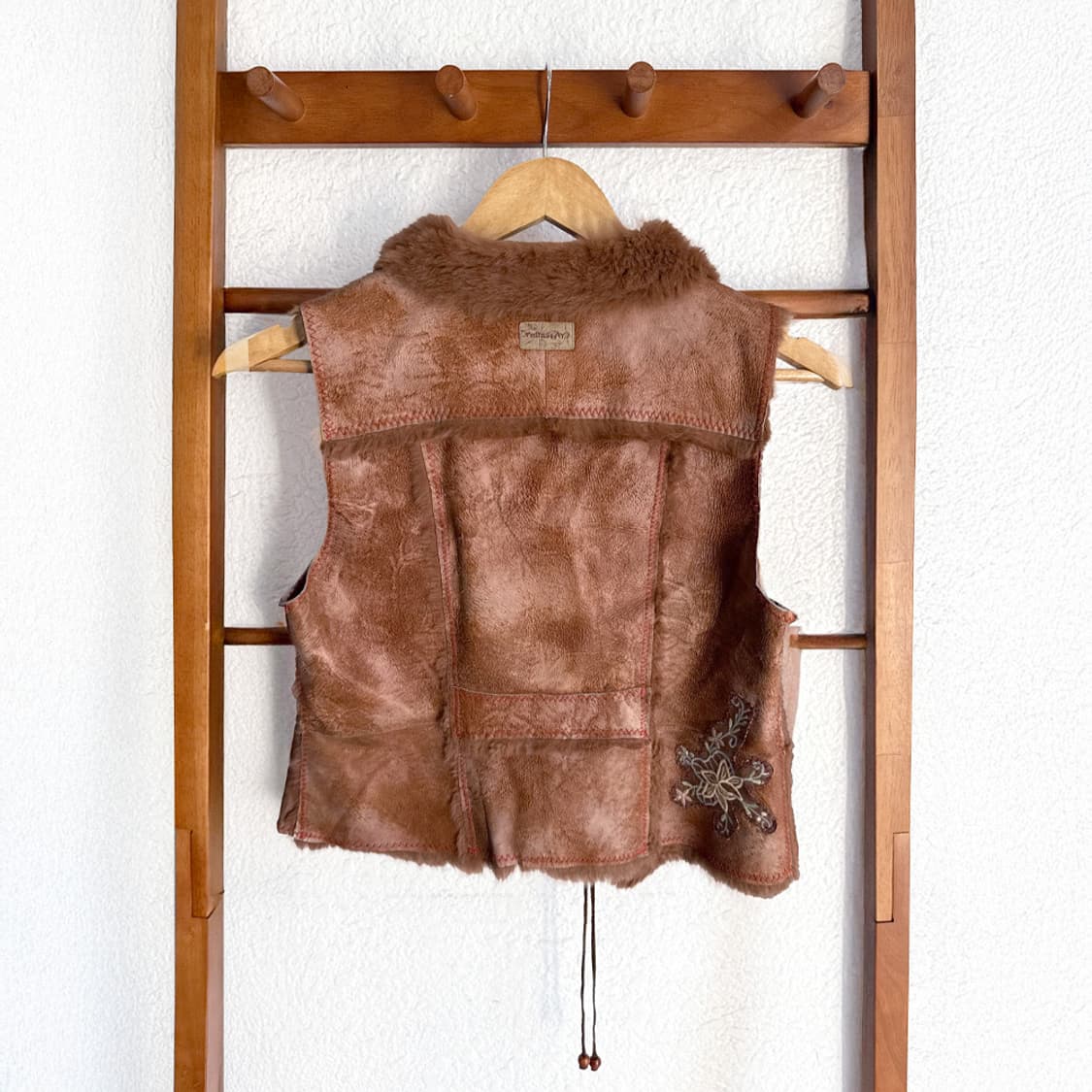 [THURSDAY ISLAND] 초원 앤티크 시어링 베스트 상품이미지7