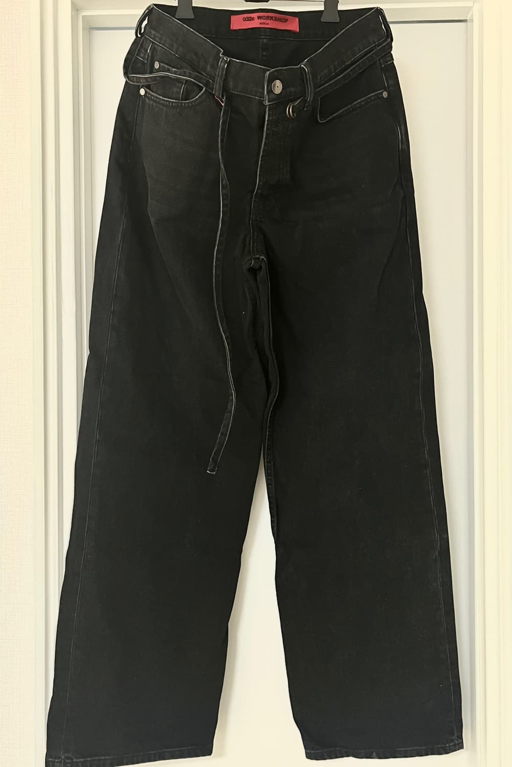 032c /30 /뉴 클래식 와이드 레그 진 워시드 블랙 상품이미지1