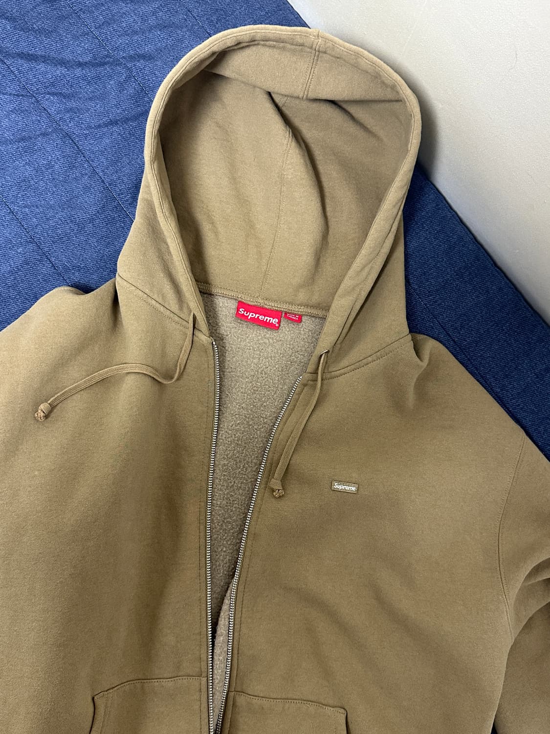 새상품급 최상급 슈프림 스몰 박스 후드 집업 다크 샌드 23FW  L 상품이미지1