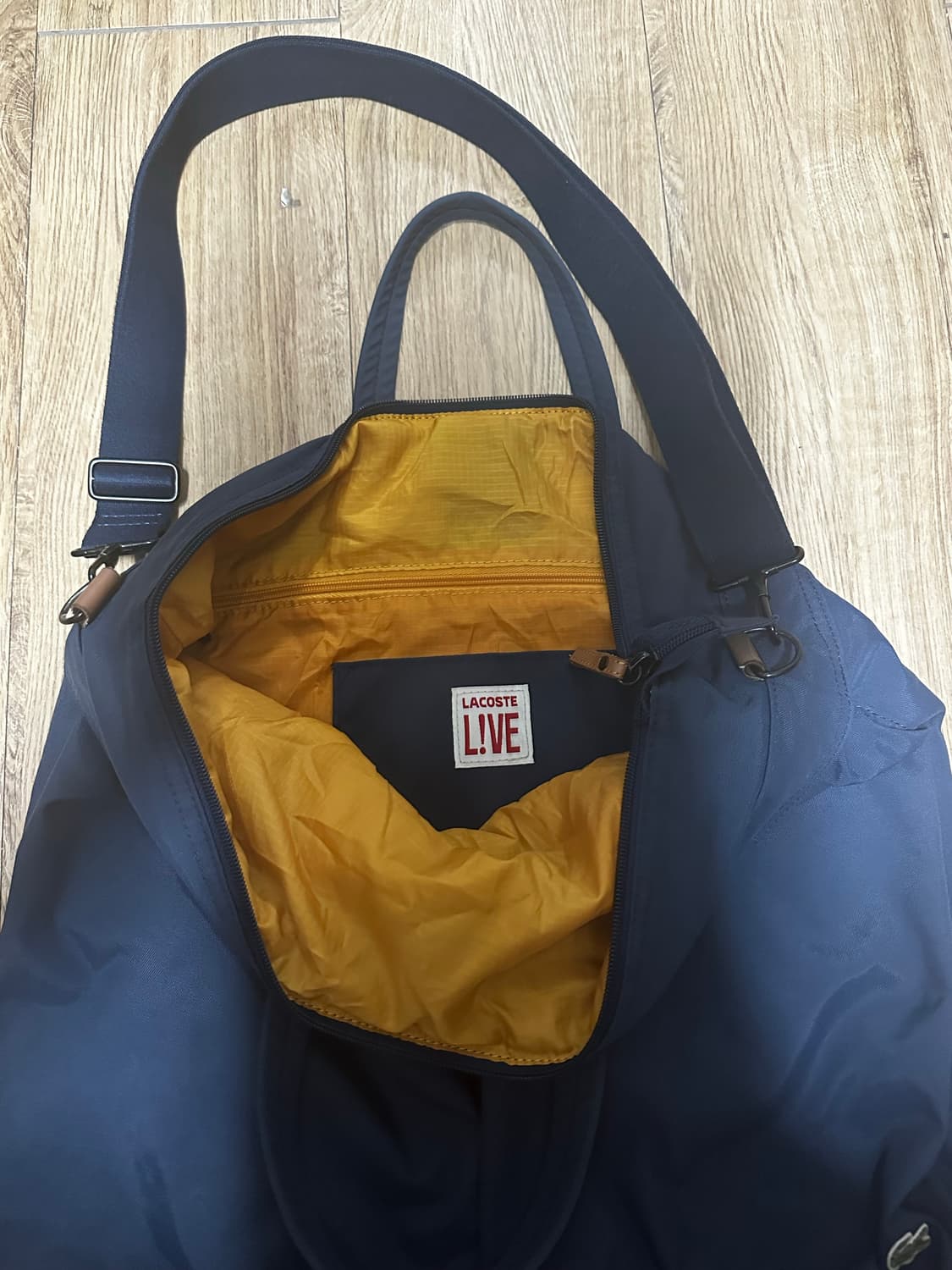 라코스테 헬멧백 상품이미지3