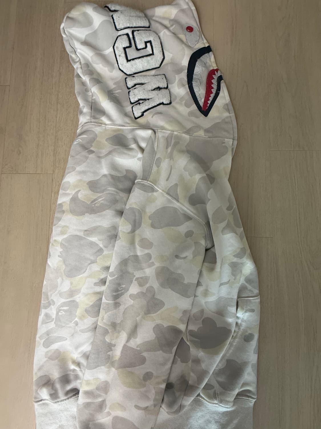 베이프 샤크후드집업 화이트 상품이미지4