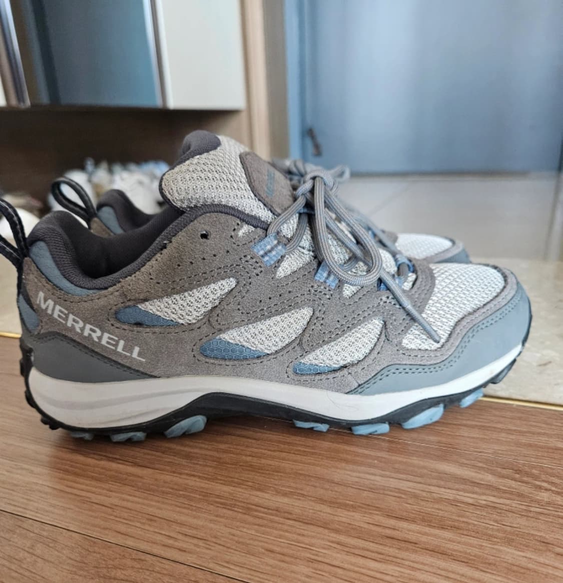 메렐 등산화 235 상품이미지1