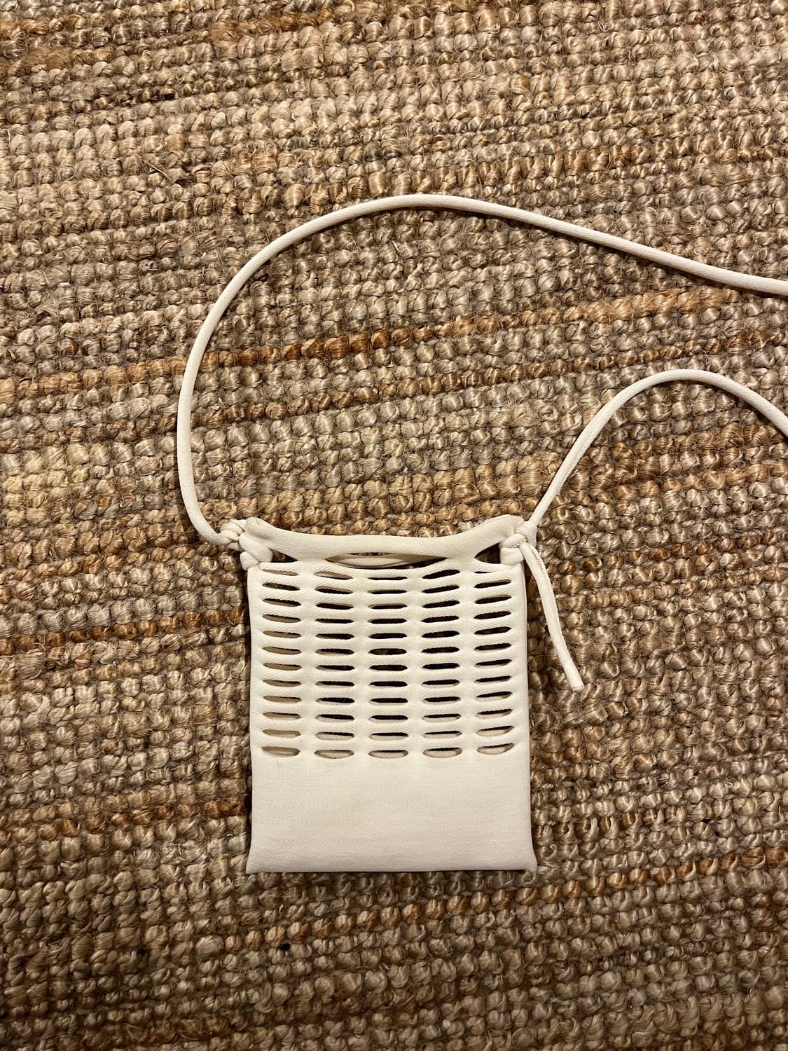 Issey Miyake Good Goods 굿 굿즈 크로스백 상품이미지4