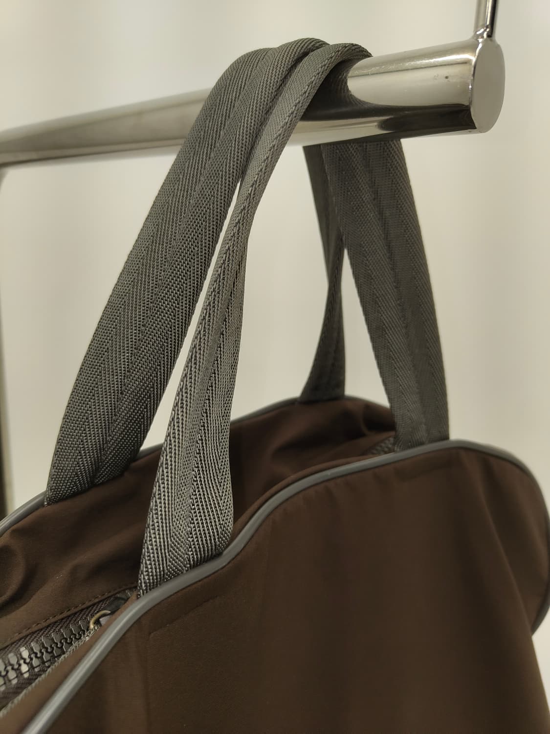 프라다 스포츠 라지 테크니컬 폴리백 토트백 상품이미지4