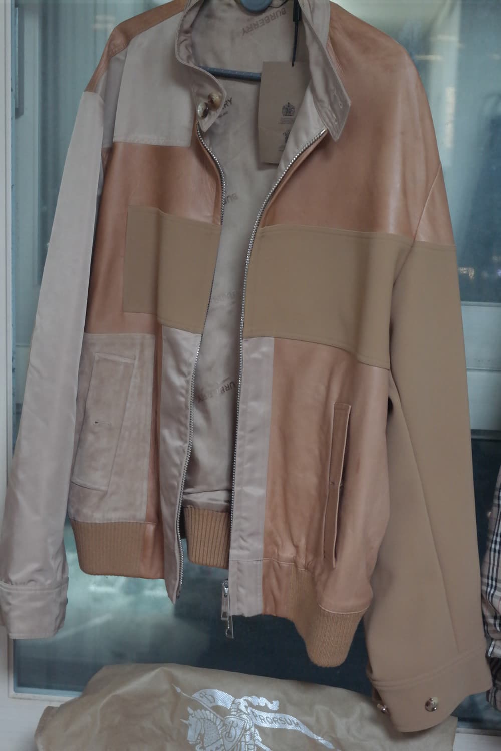 오늘구매시!!버버리 런웨이 레더 자켓 엘사이즈 상품이미지5