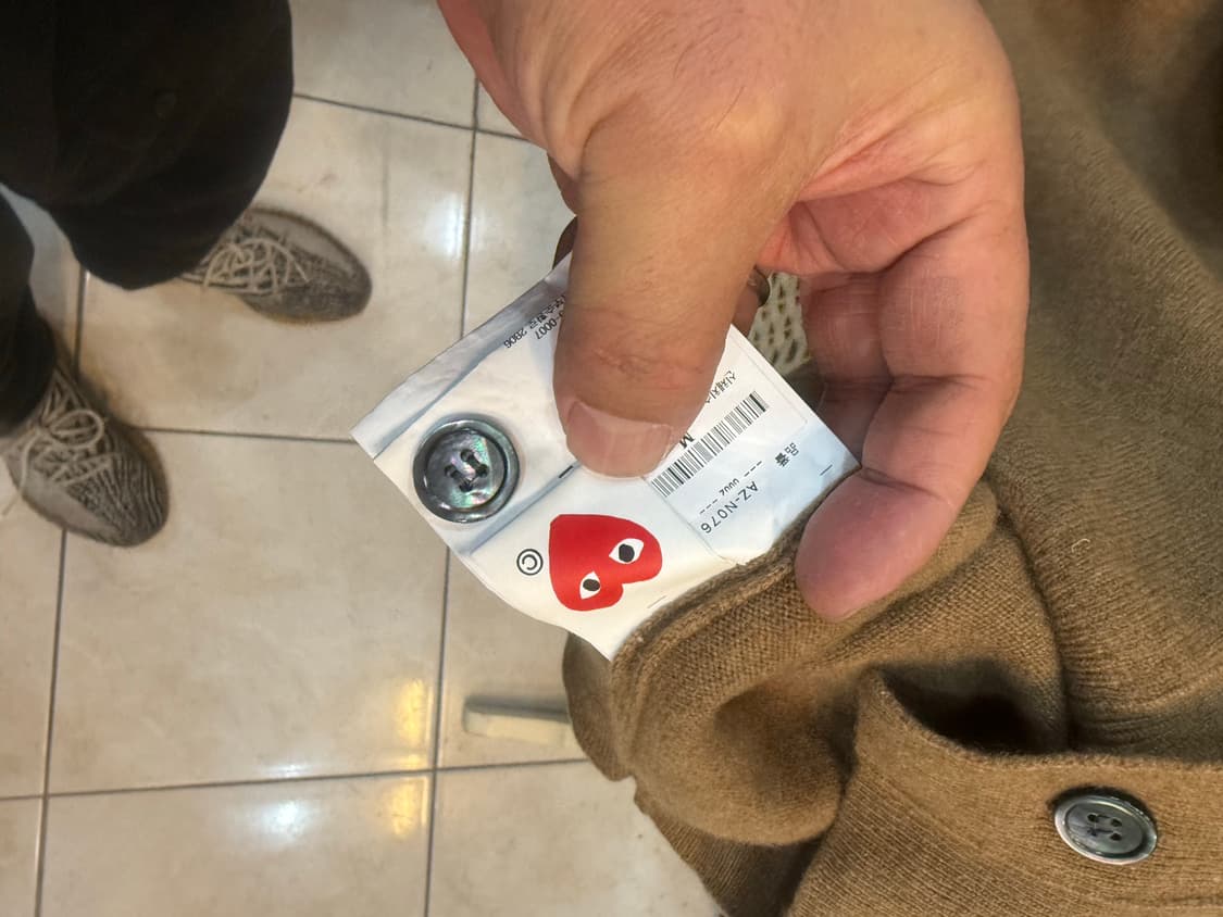 95 정품 꼼데가르송 더블 레드와펜 가디건 팝니다 상품이미지4