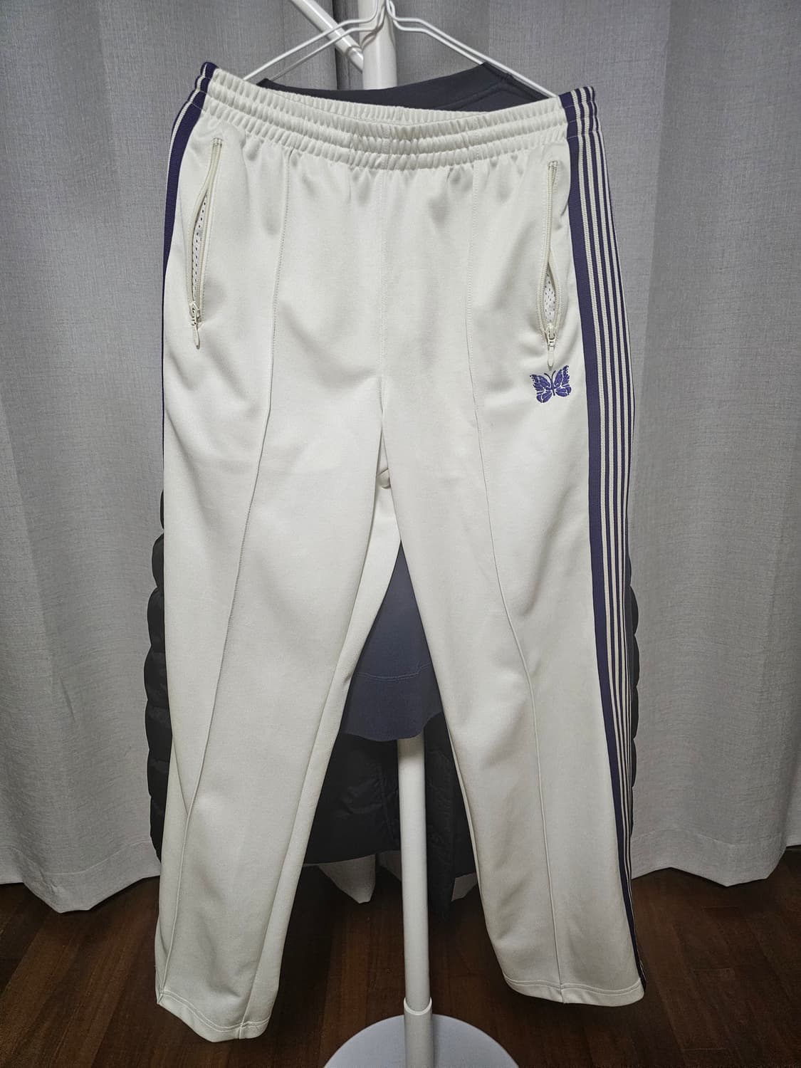 니들스 트랙팬츠 상품이미지1