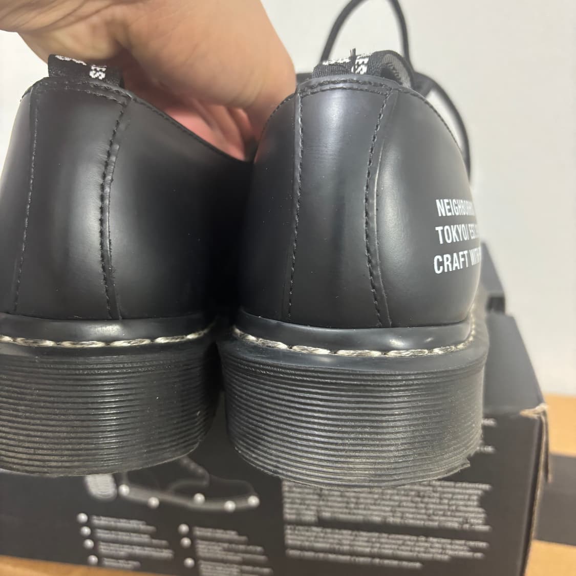 네이버후드 닥터마틴 uk6사이즈 판매합니다 상품이미지4