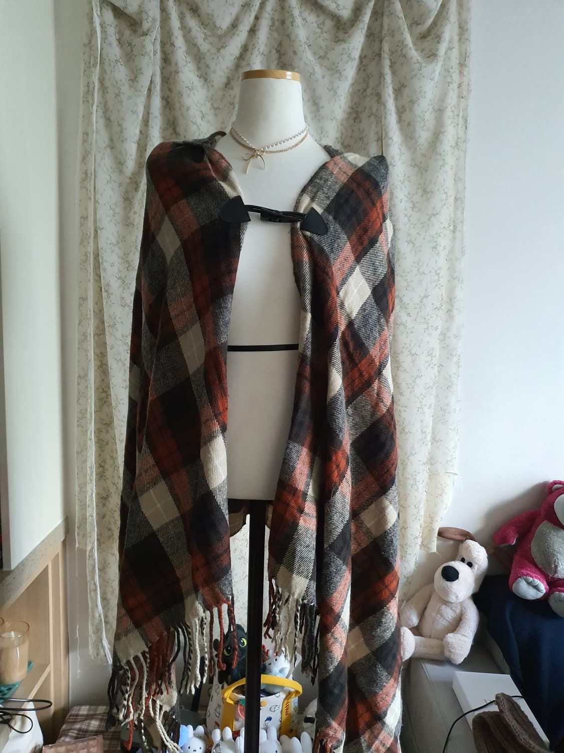 [모리걸] 체크 패턴 숄 망토 브라운 Free 상품이미지1