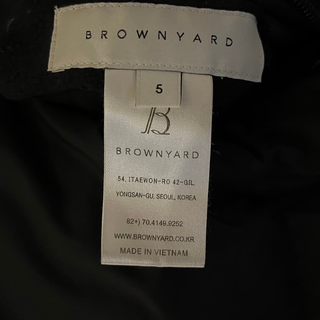 브라운야드 트래블 구스 다운 베스트 . 블랙 상품이미지4