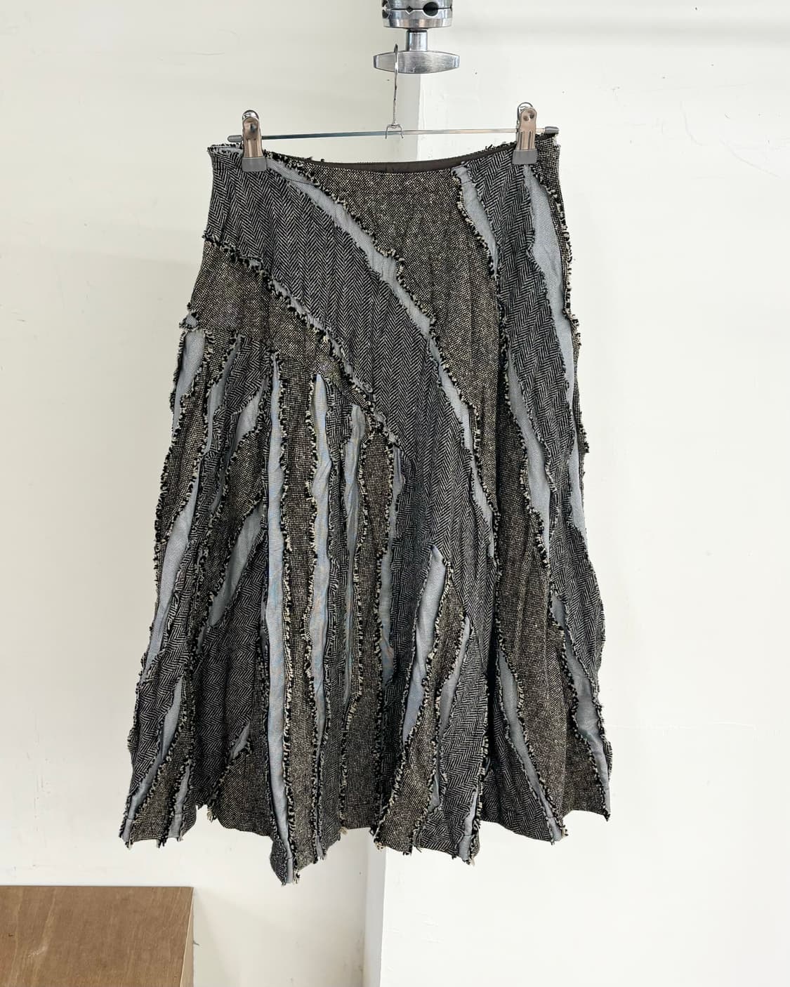 플라스 몽테피 프릴 빈티지 울 스커트 상품이미지4