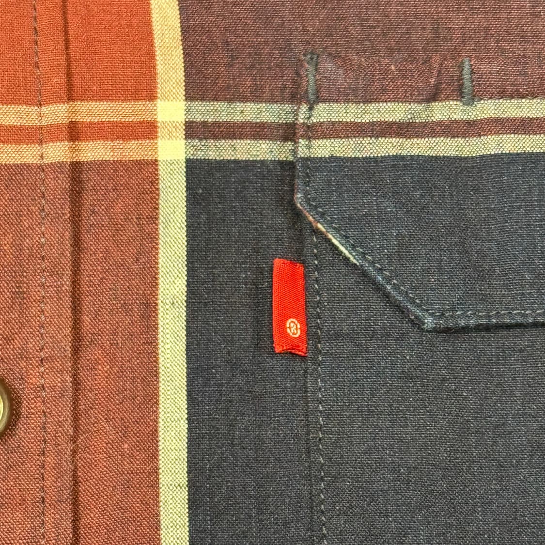 L) 리바이스 투포켓 레드/네이비 체크 셔츠 상품이미지4