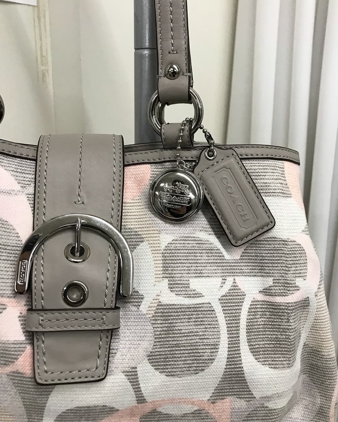 코치 버클 숄더백 가방 상품이미지2