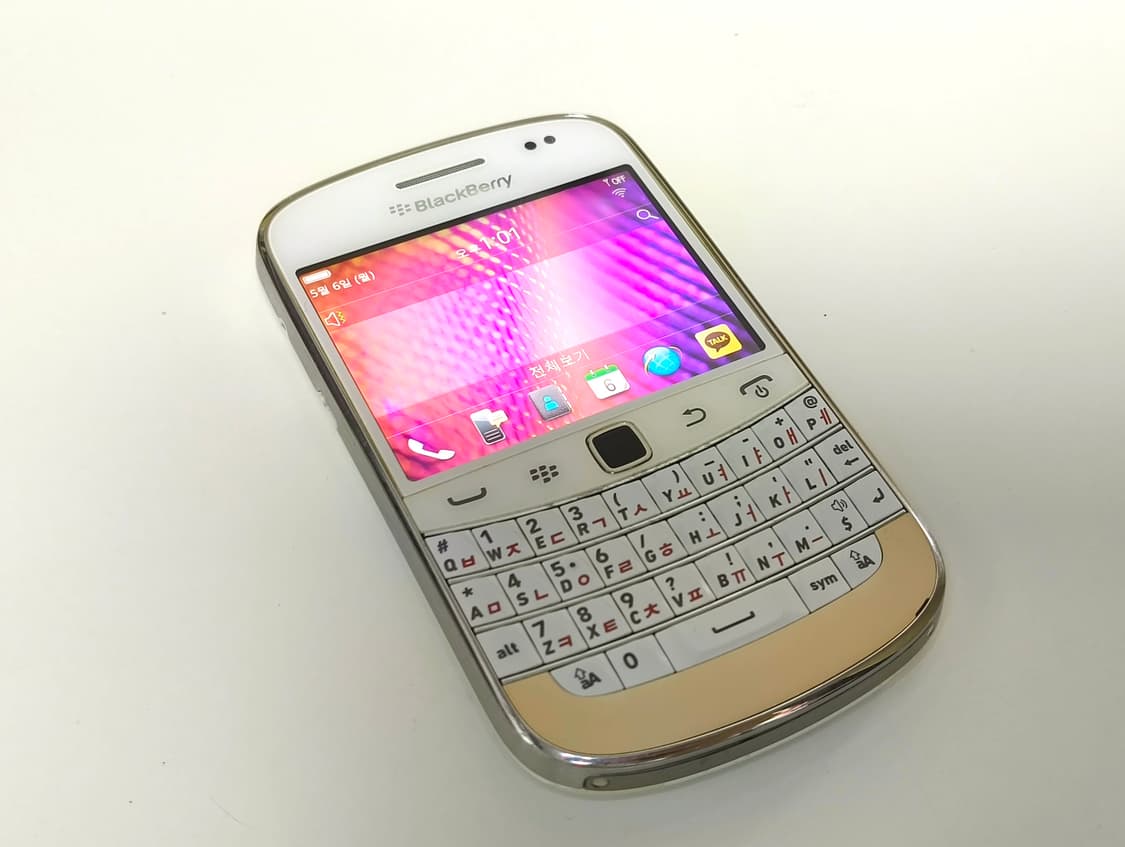 블랙베리 9900 화이트 풀박 상품이미지2