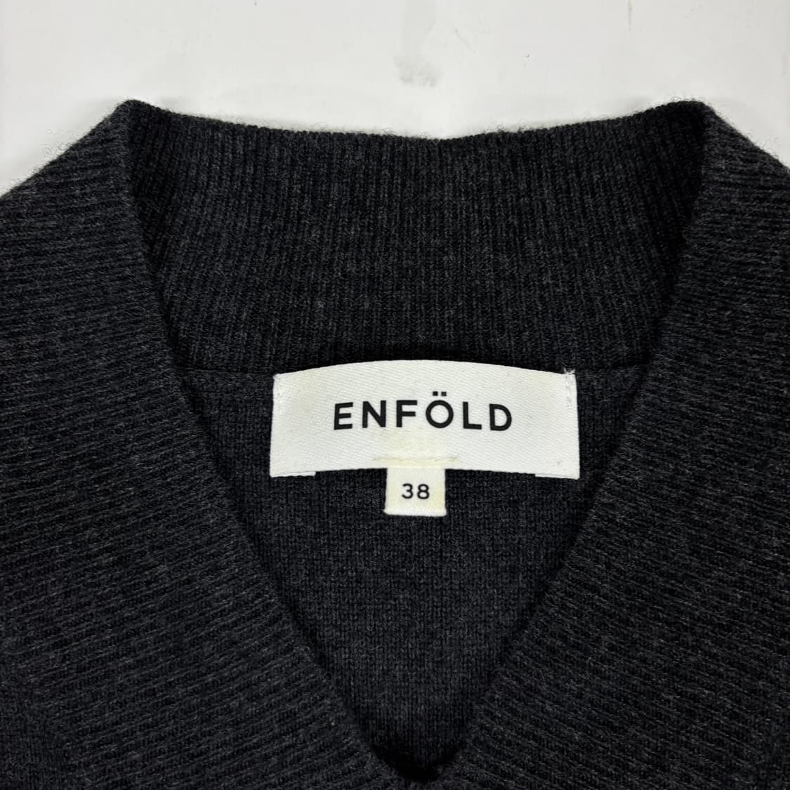 ENFOLD 엔폴드 브이넥 니트 상품이미지4