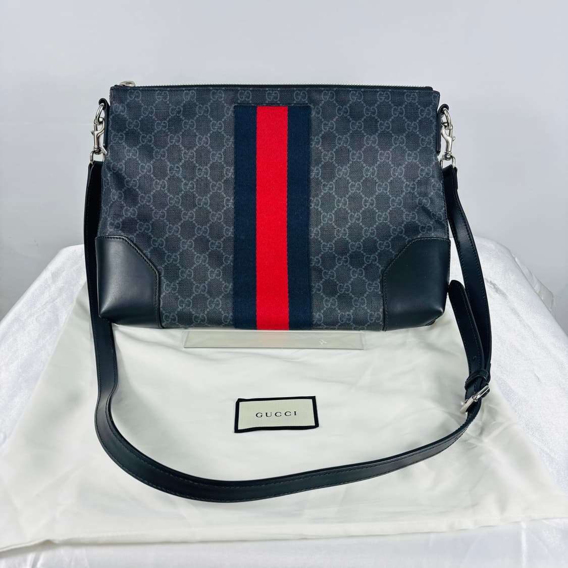 (새상품급)구찌 GG 수프림 메신저 크로스백 474139 상품이미지1